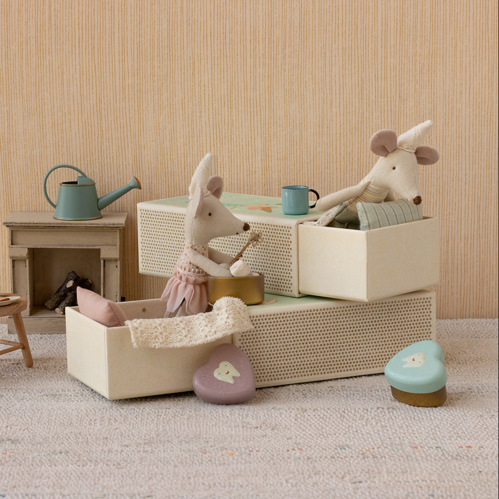 Maileg Tandfe mus, Lillesøster i tændstikæske