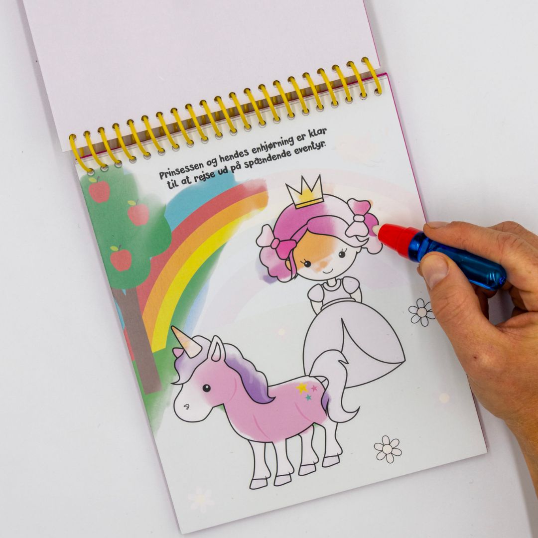 Bog Magisk malebog: Prinsesser