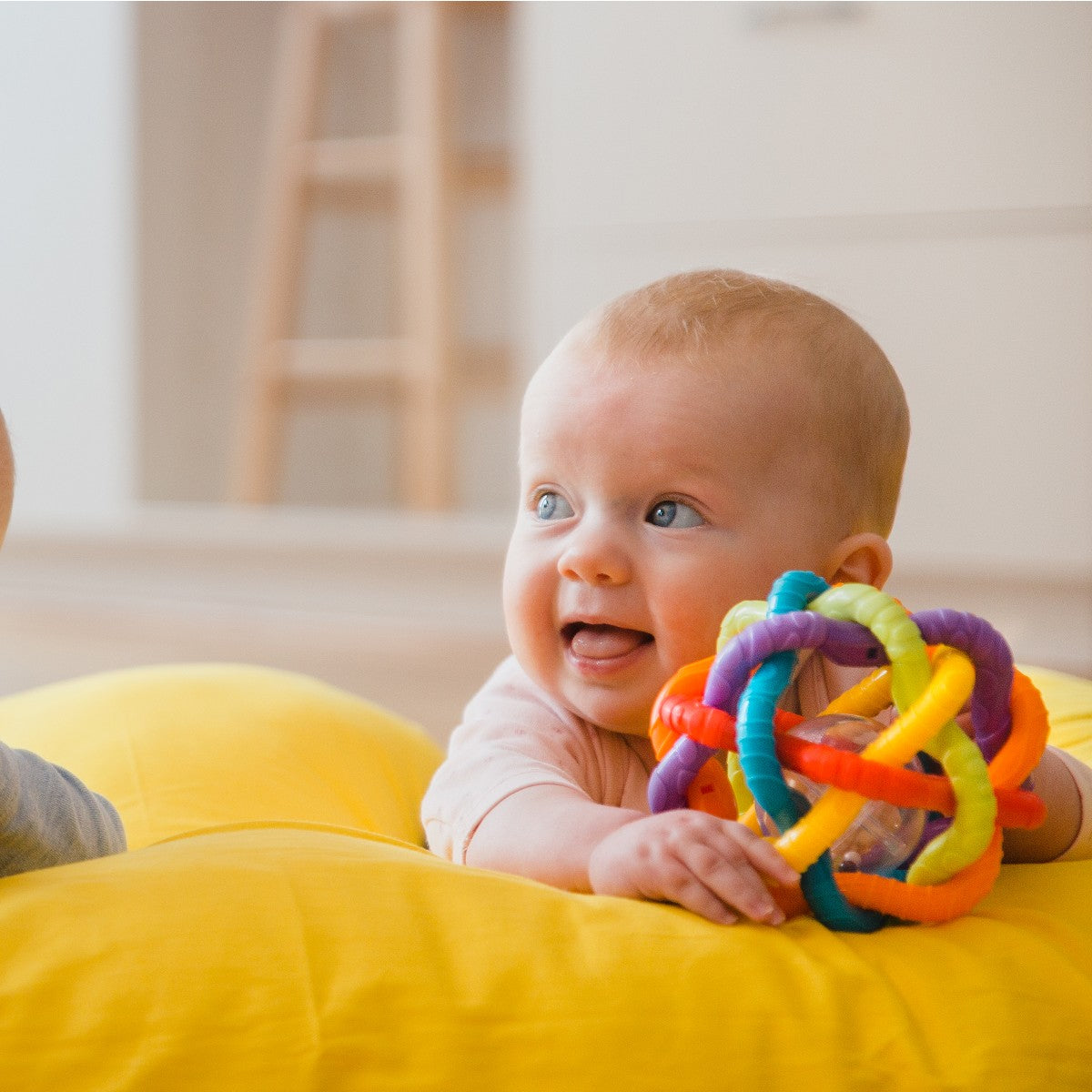 Playgro Bendy ball