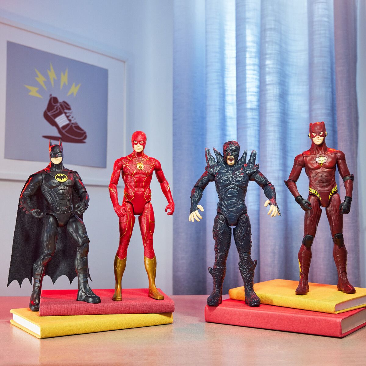 DC Flash Figure 30 cm - Young Flash