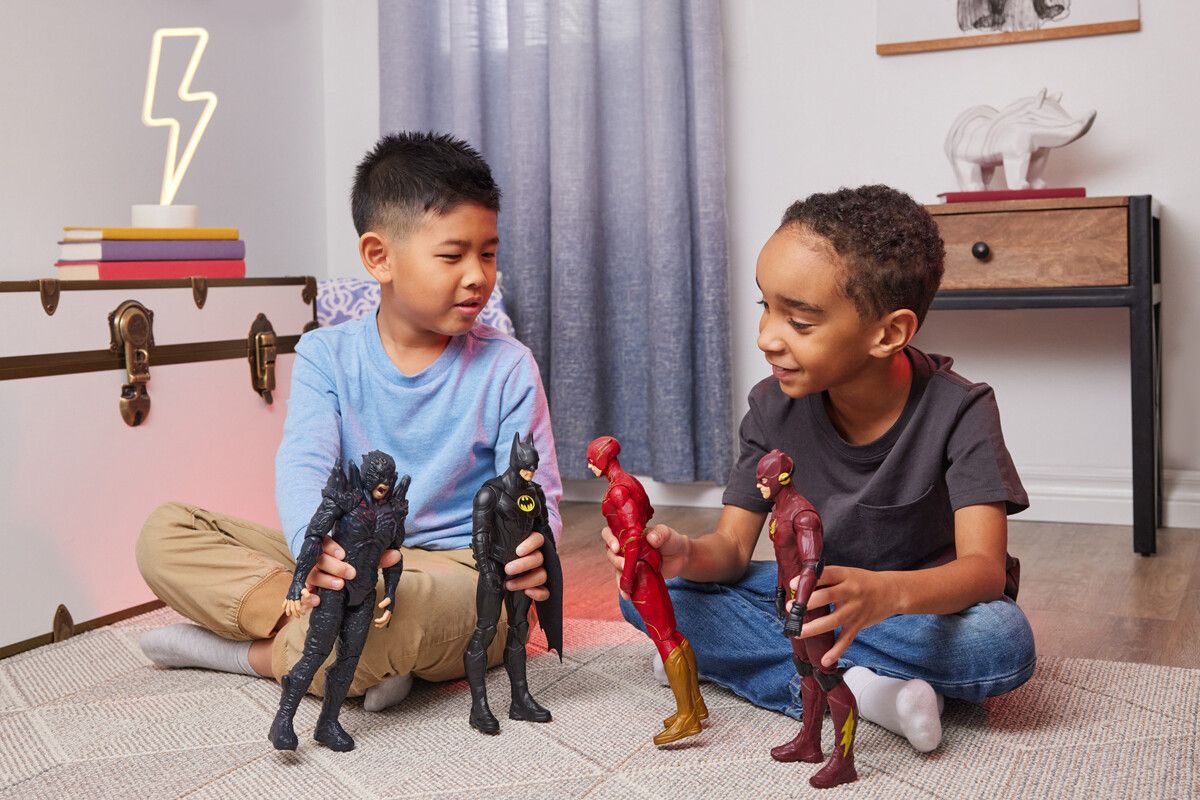 DC Flash Figure 30 cm - Young Flash
