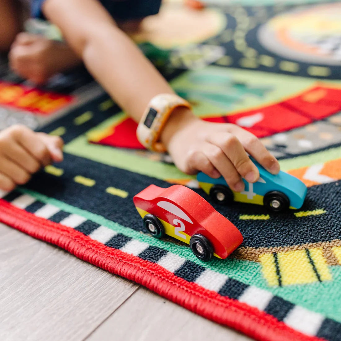 Melissa & Doug racer tæppe