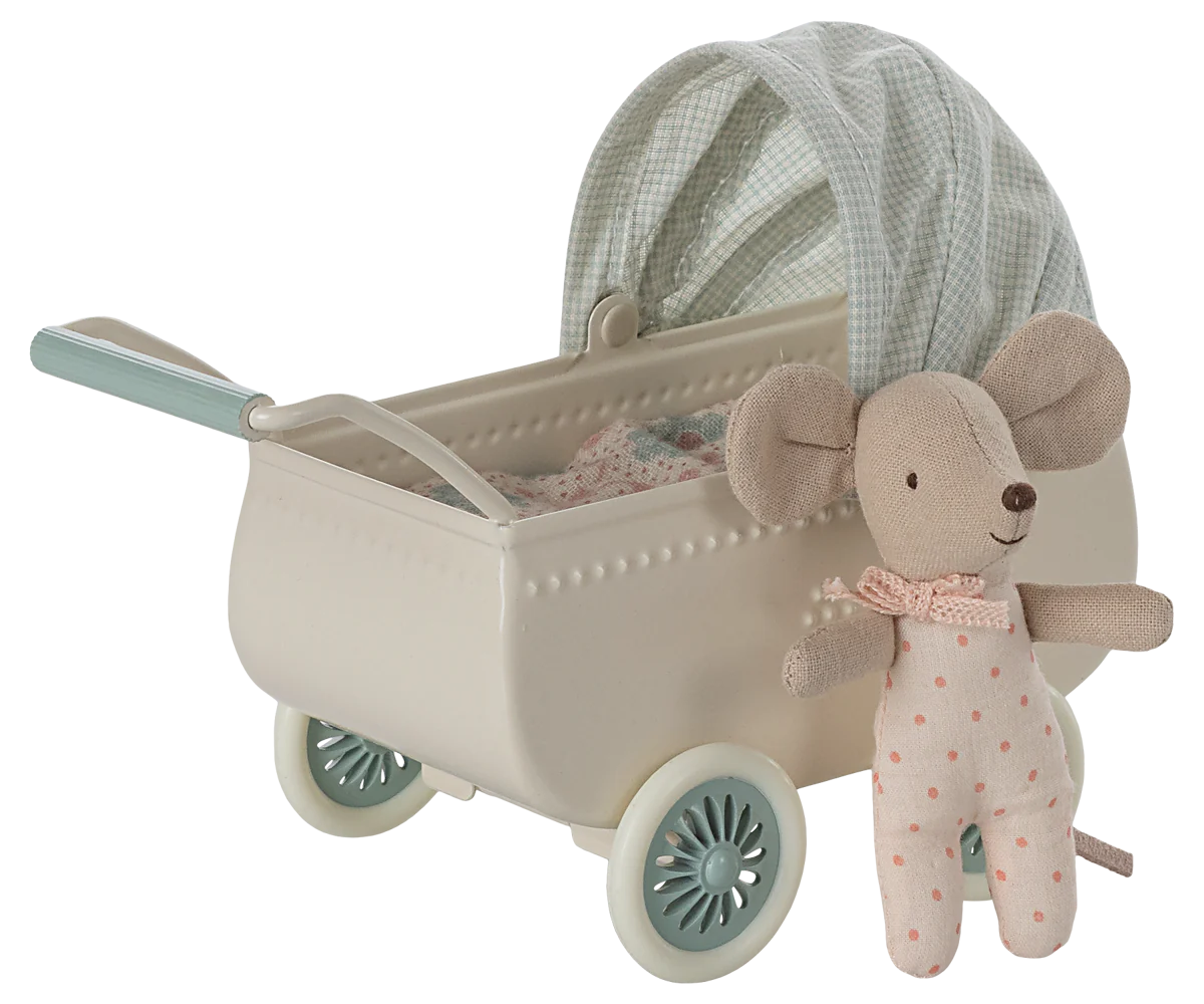 Maileg Barnevogn med baby mus - Mint