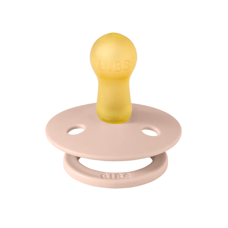 2 pakke med sutter i beige og lyserød.