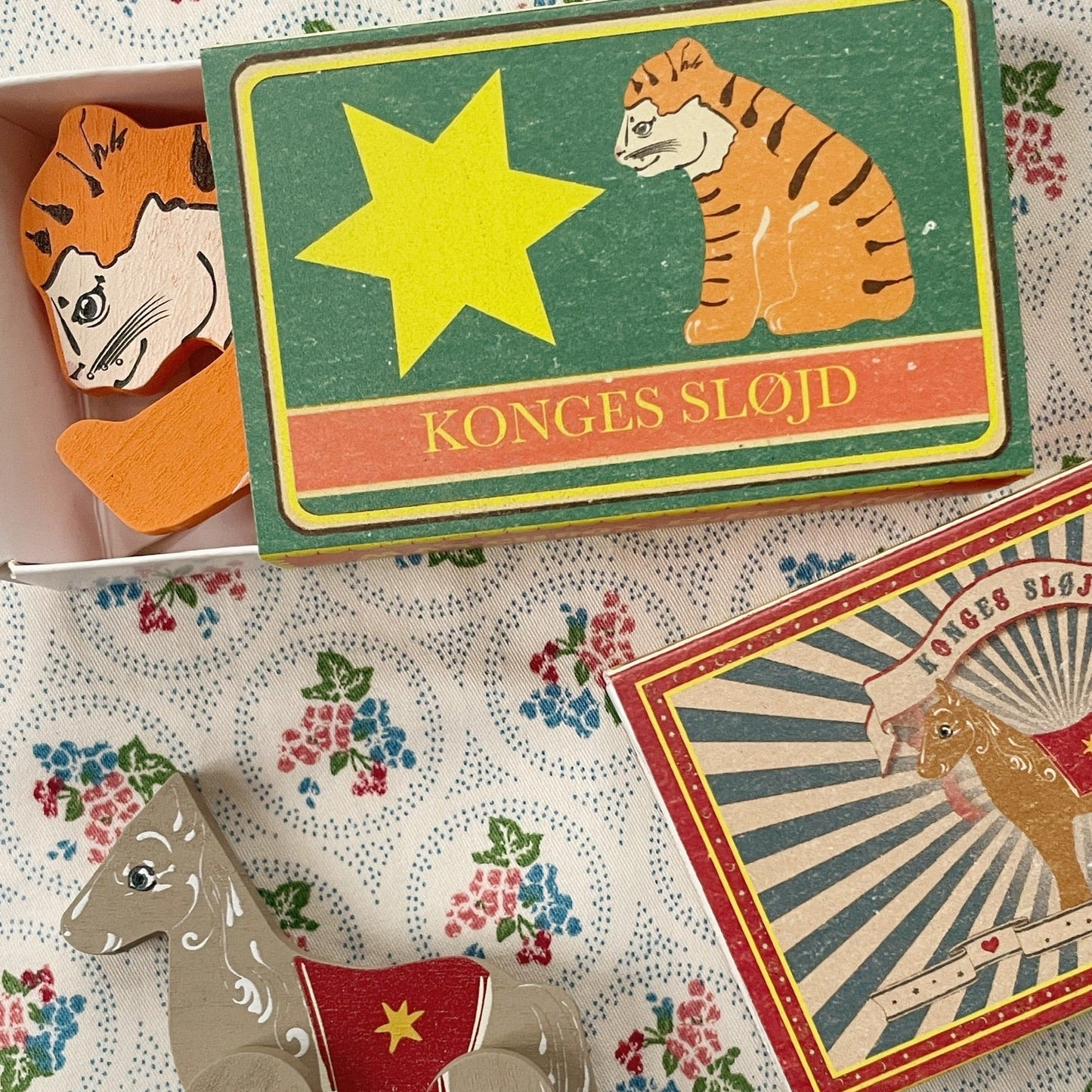 Konges Sløjd Dyr i æske, Tiger