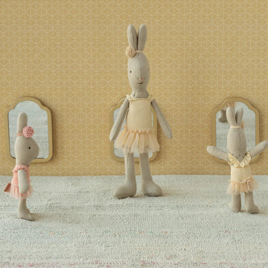 Maileg hare bamse med tylskørt.
