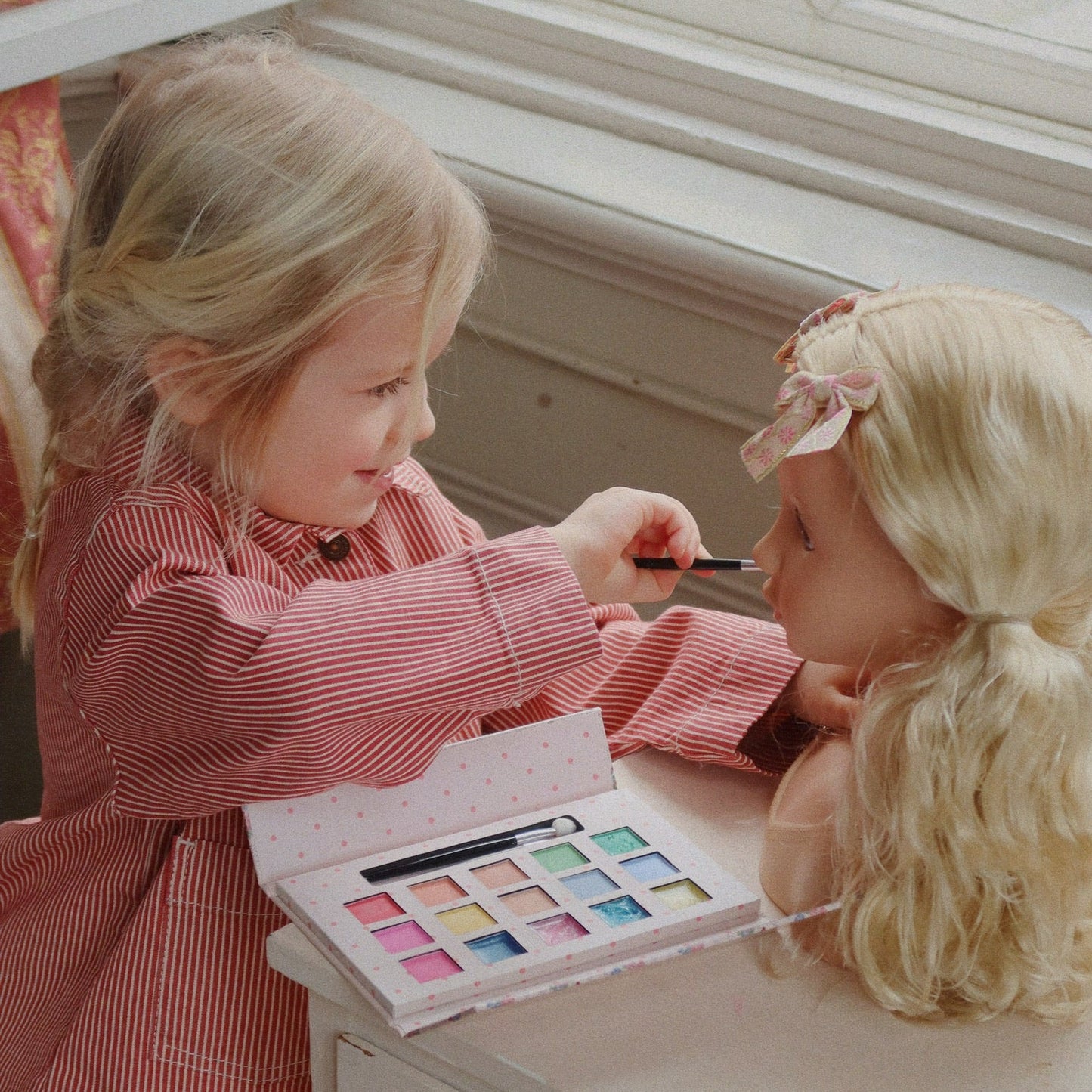 Konges Sløjd Lili Makeup Salon