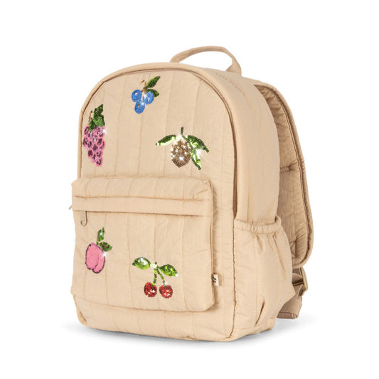 Rygsæk med mønster af frugt lavet af palietter.