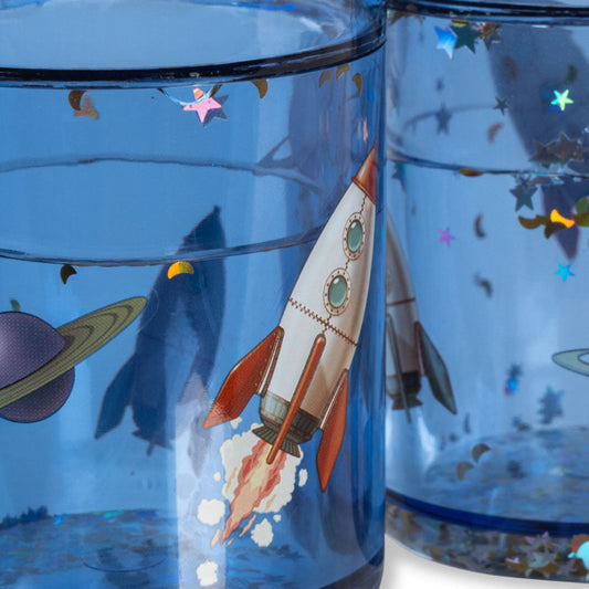 Glimmerkop med universet tema.