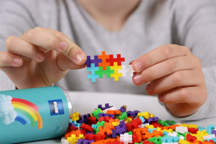 Plusplus regnbue brikker.