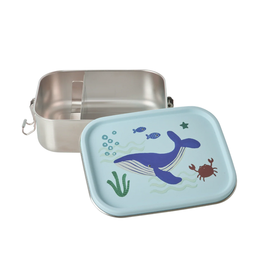 Stål madkasse med blåt låg og klistermærker af havets dyr.
