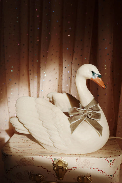 Konges Sløjd Swan lampe, beige