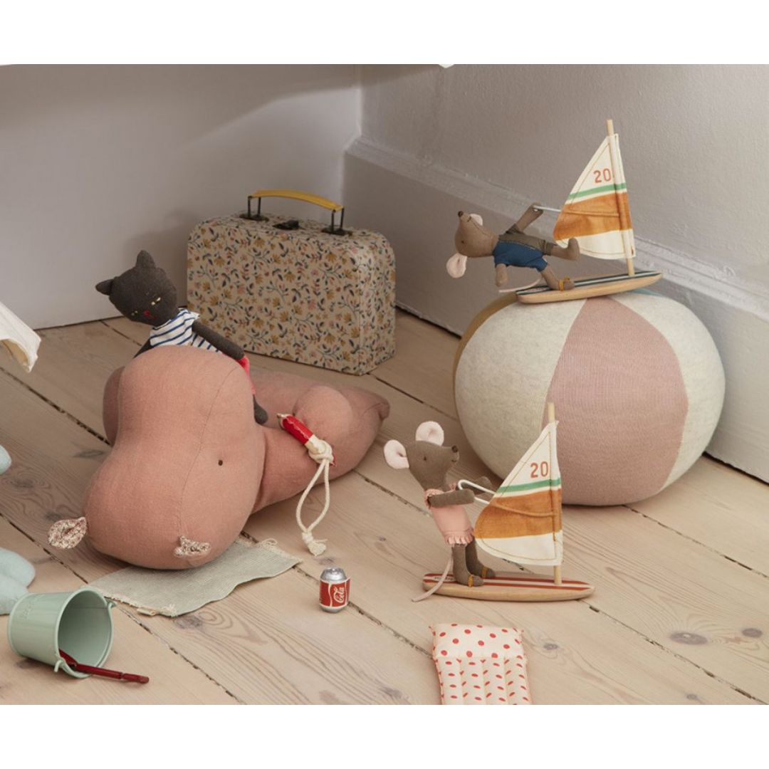 Maileg Surfer, Lillebror