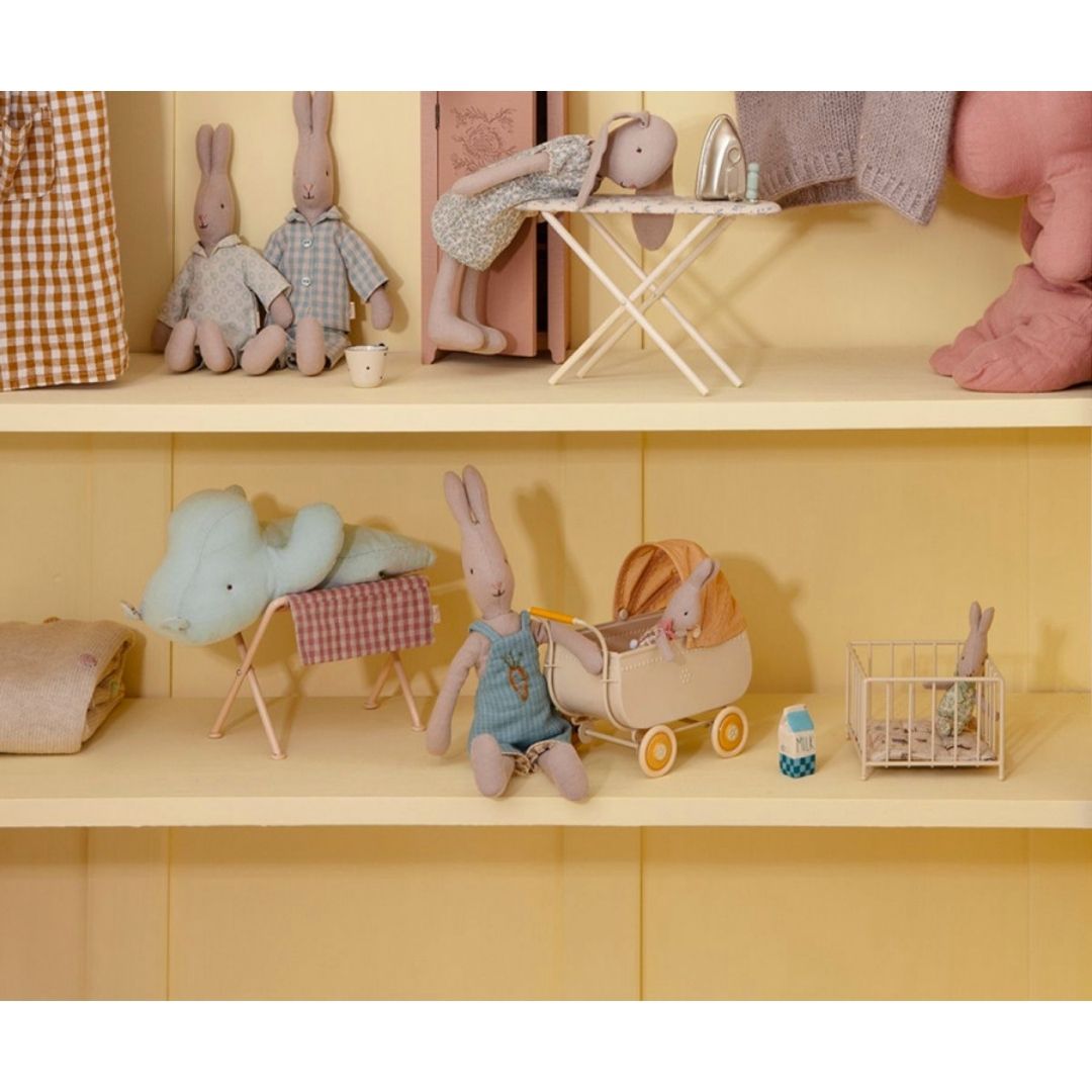 Maileg Kravlegård, MY