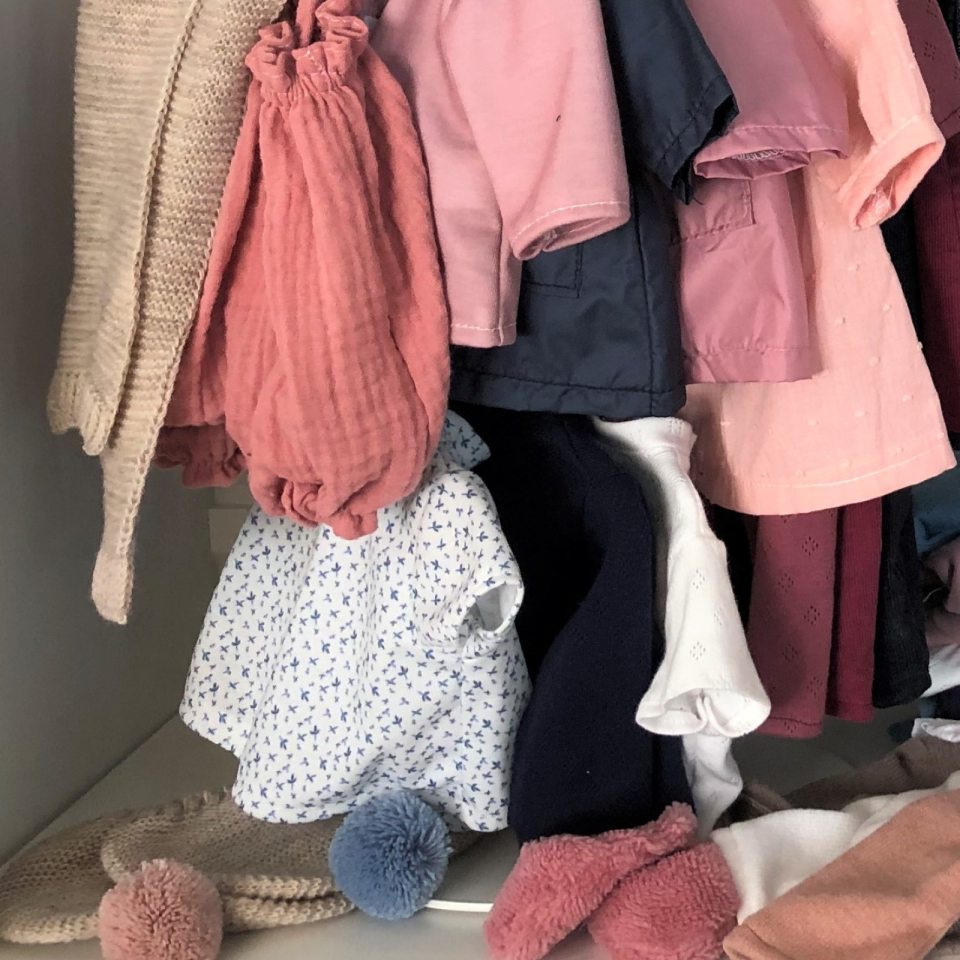 Asi dukketøj strikhue - rosa