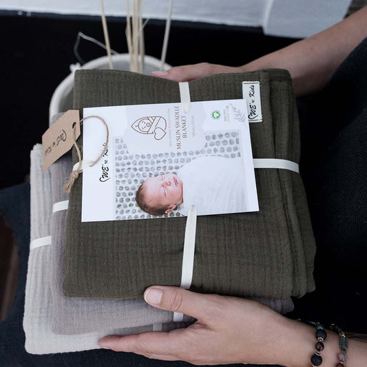 We're kids svøb, Sand