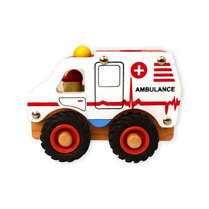 Magni Ambulance i træ