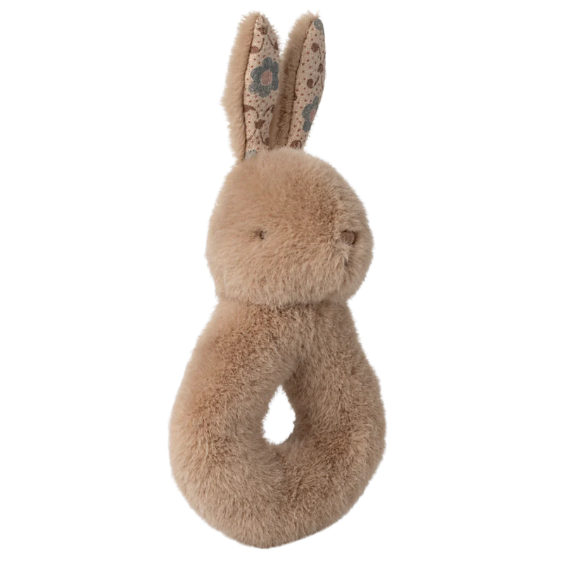 Gaveæske med en hare-rangle og en stofble.