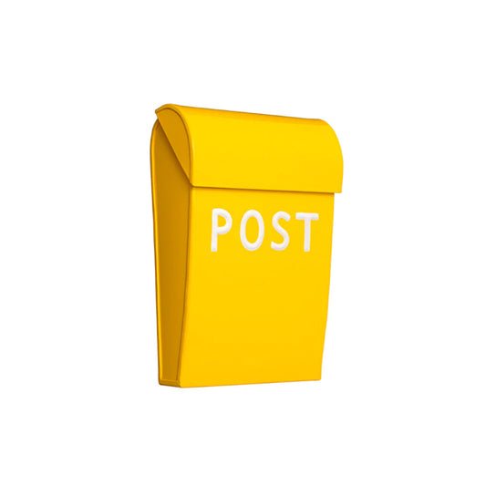 Gul lille postkasse med hvid skrift.