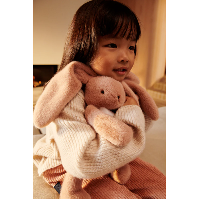 Lyserød kaninbamse.