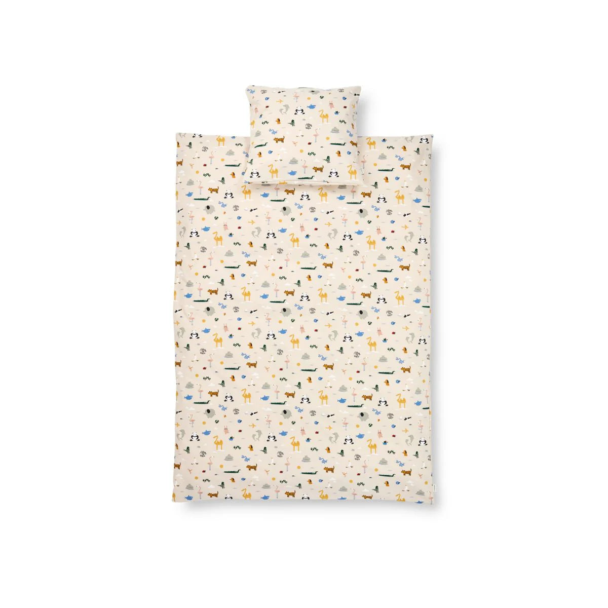 Liewood carmen baby sengetøj. Med en masse fine dyreprints udfoldet
