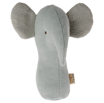 Elefant rangle i støvet blå.