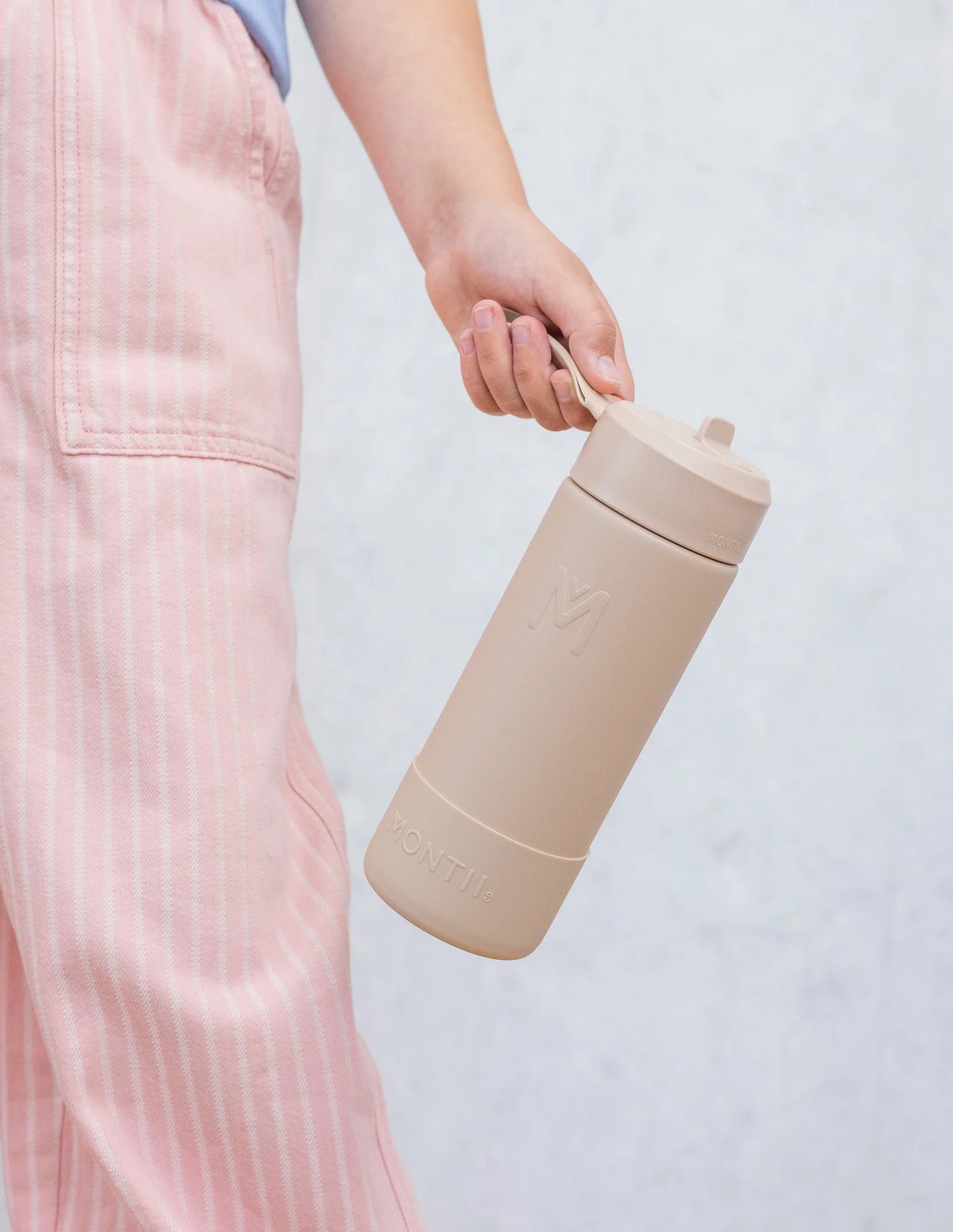 Montii Sipper Drikkedunk, 475ml - Sand