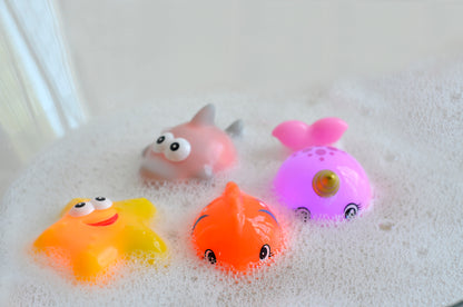 Magni Badedyr med lys - Orange fisk