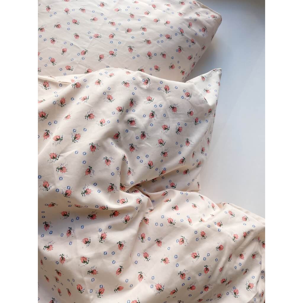 Konges Sløjd baby sengetøj i printet Brise D'ete